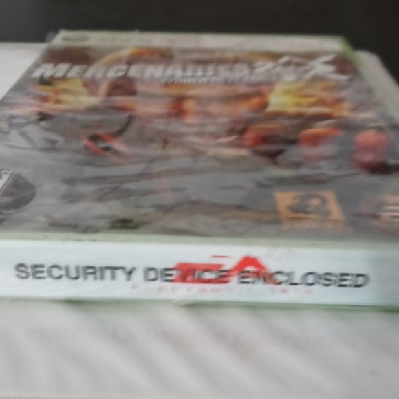 Xbox 360 Mercenaries 2 Read Description - Picture 3 of 4